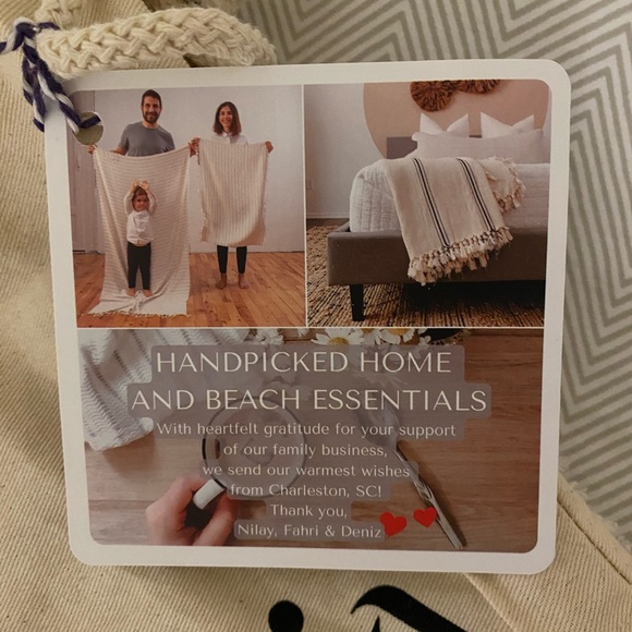 New with tags loomia pillowcase - Picture 6 of 6